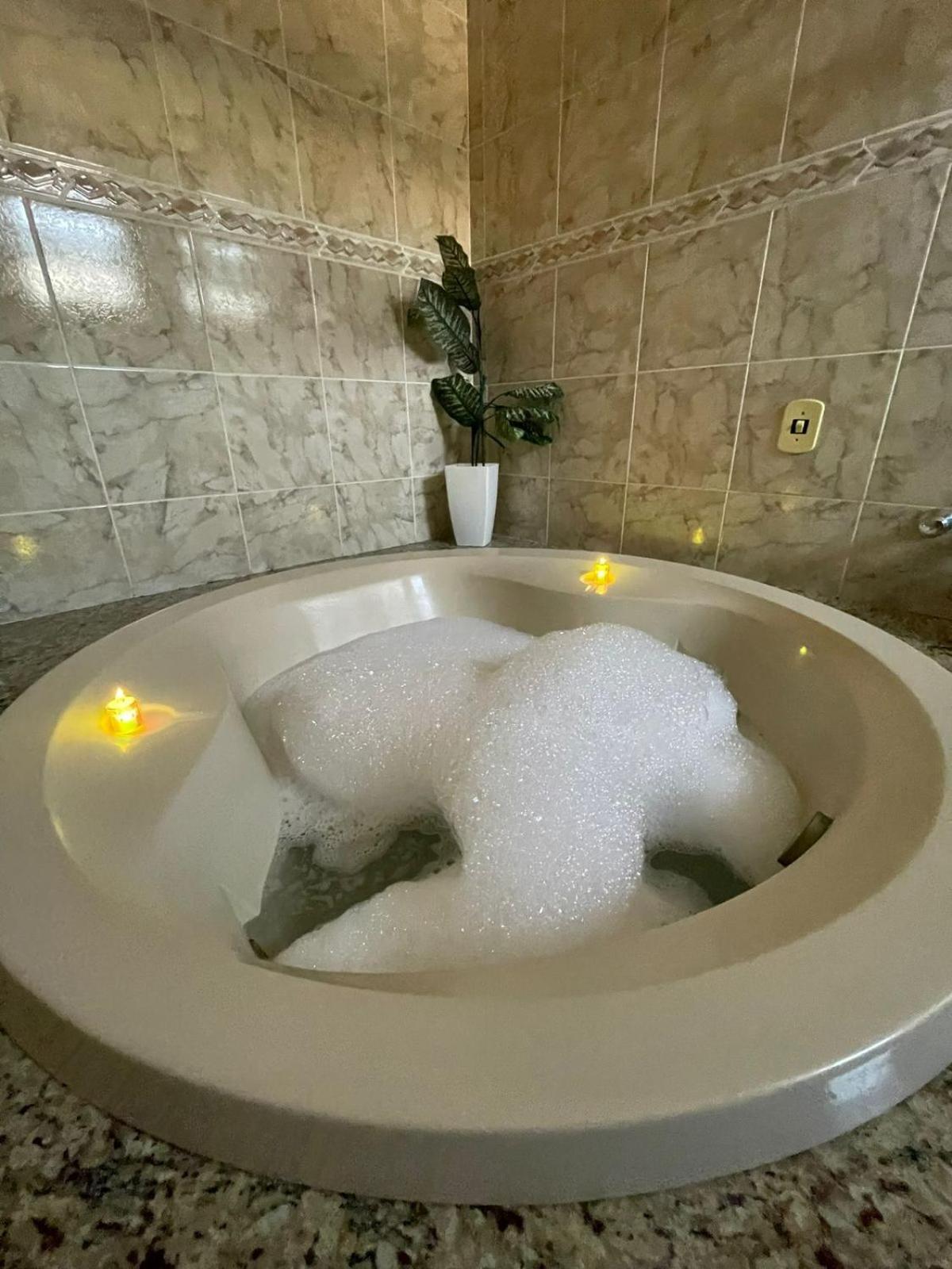 Flor D' Acucena Inn